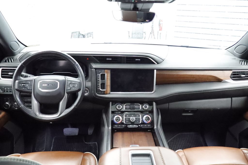 Used 2023 GMC Yukon Denali Ultimate AWD/4WD image 30