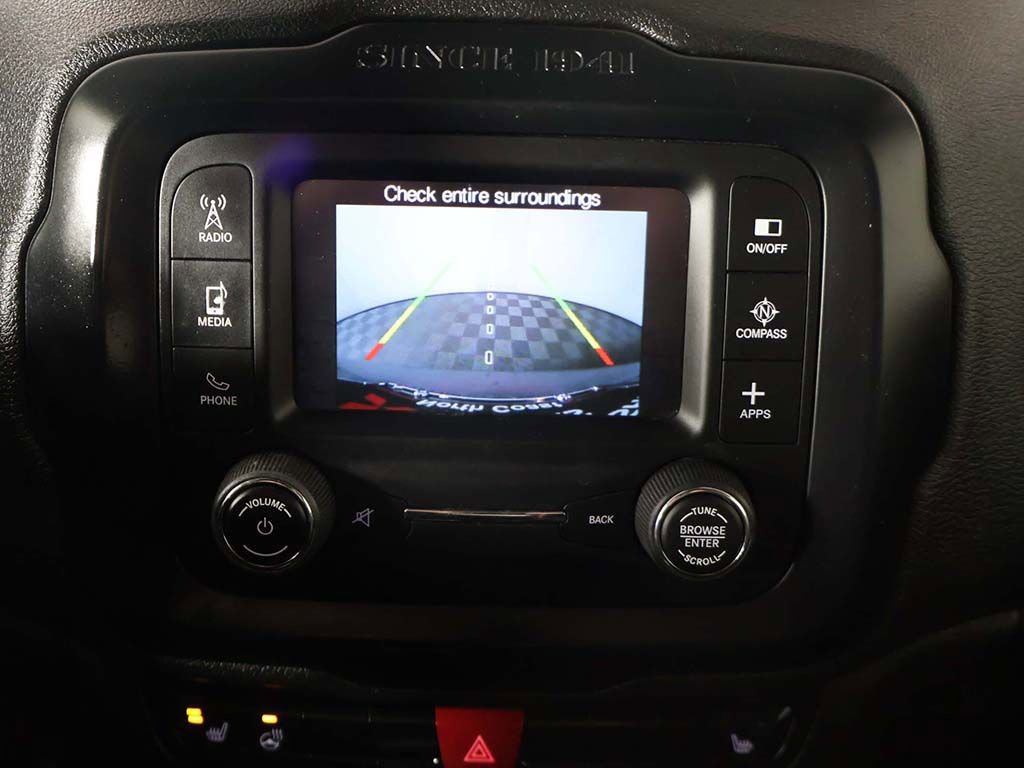 Used 2017 Jeep Renegade Trailhawk w/ Premium Trailhawk Package AWD/4WD image 41