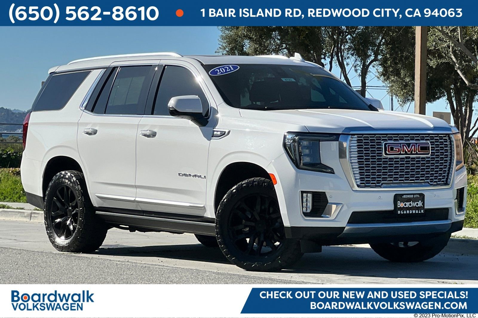 Used 2021 GMC Yukon Denali w/ Denali Premium Package image 1