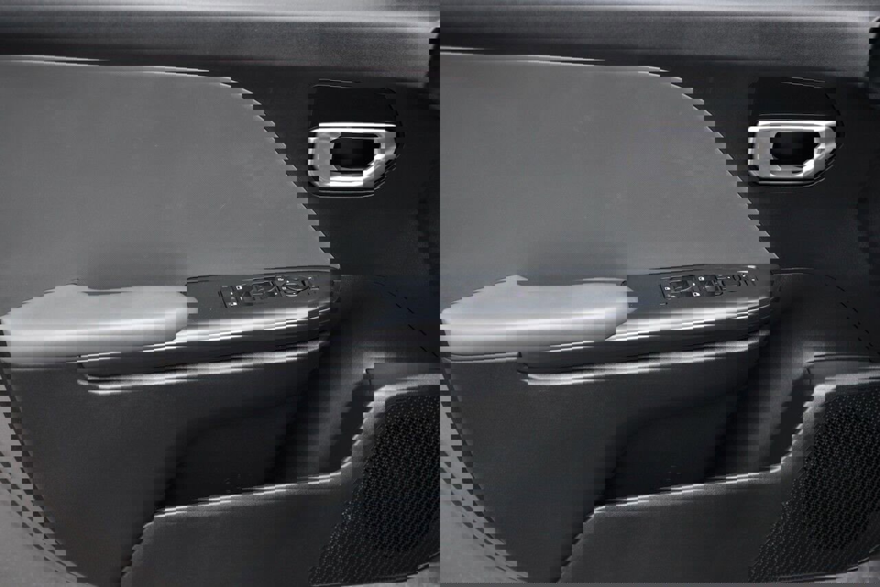 Used 2025 Kia K4 LXS image 9