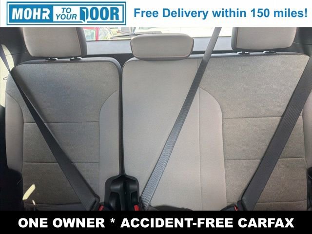 Used 2025 Chevrolet Traverse LT image 35