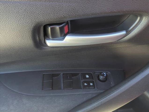 Used 2021 Toyota Corolla LE image 8