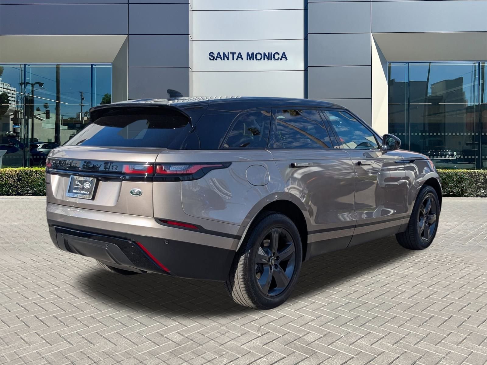 Used 2023 Land Rover Range Rover Velar S image 5