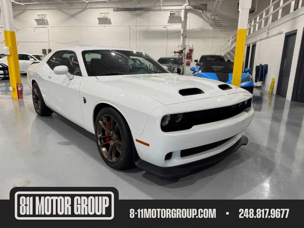 Used 2023 Dodge Challenger SRT Hellcat w/ Driver Convenience Group image 1
