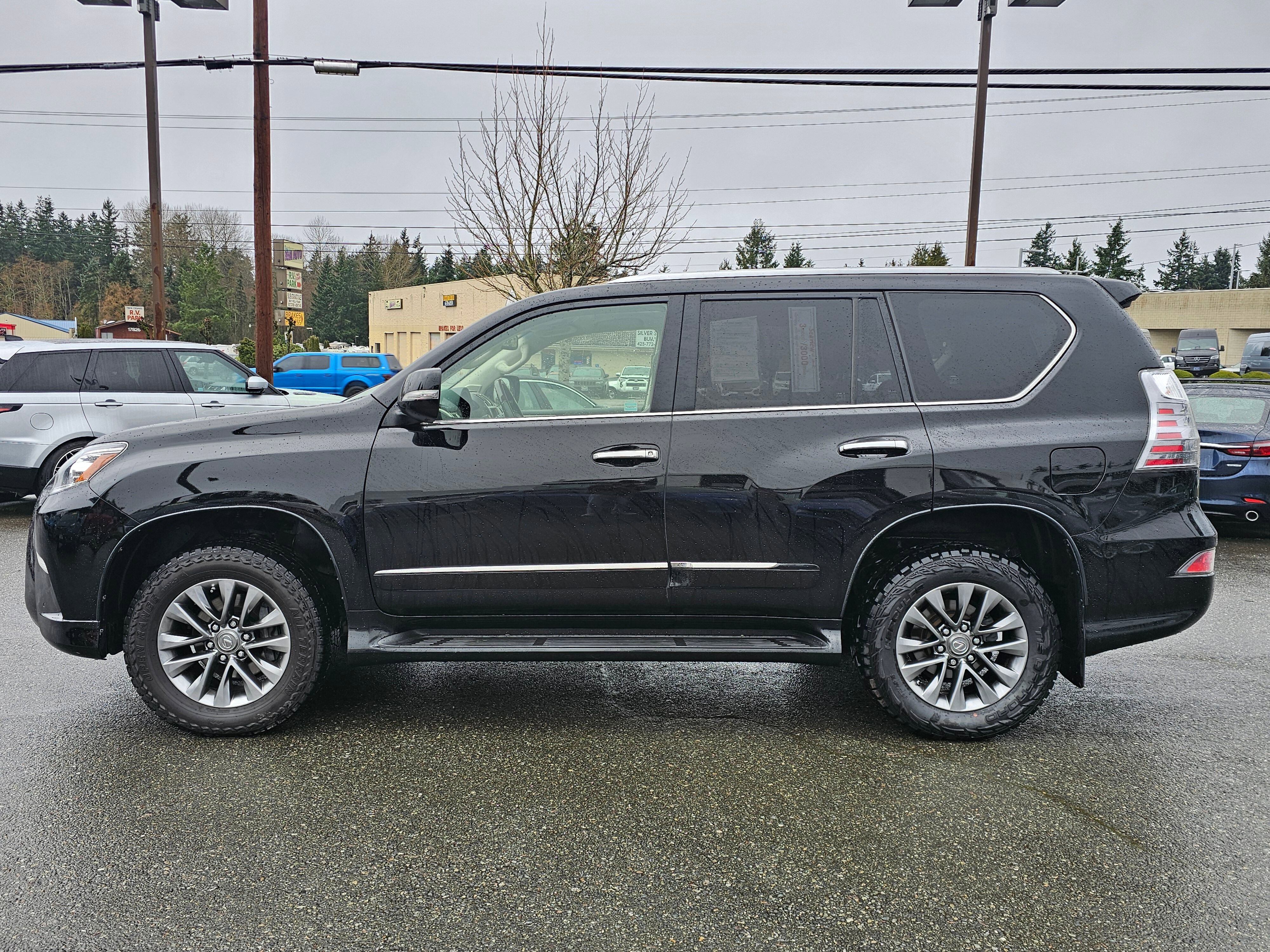 Used 2017 Lexus GX 460 Luxury image 4