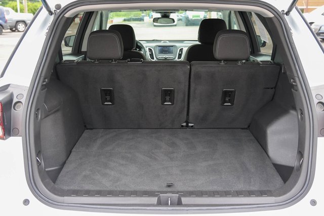 Used 2023 Chevrolet Equinox LT image 9