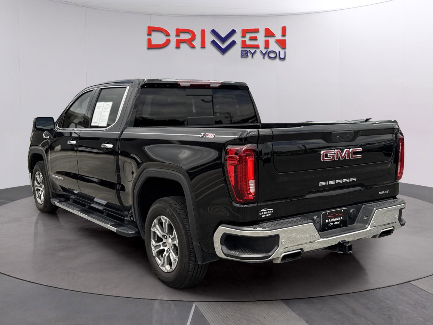 Used 2021 GMC Sierra 1500 SLT w/ SLT Convenience Package AWD/4WD image 3
