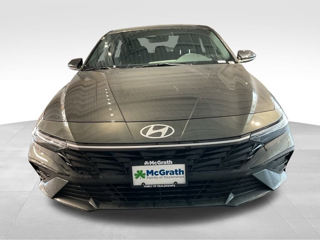 New 2026 Hyundai Elantra Sport image 7