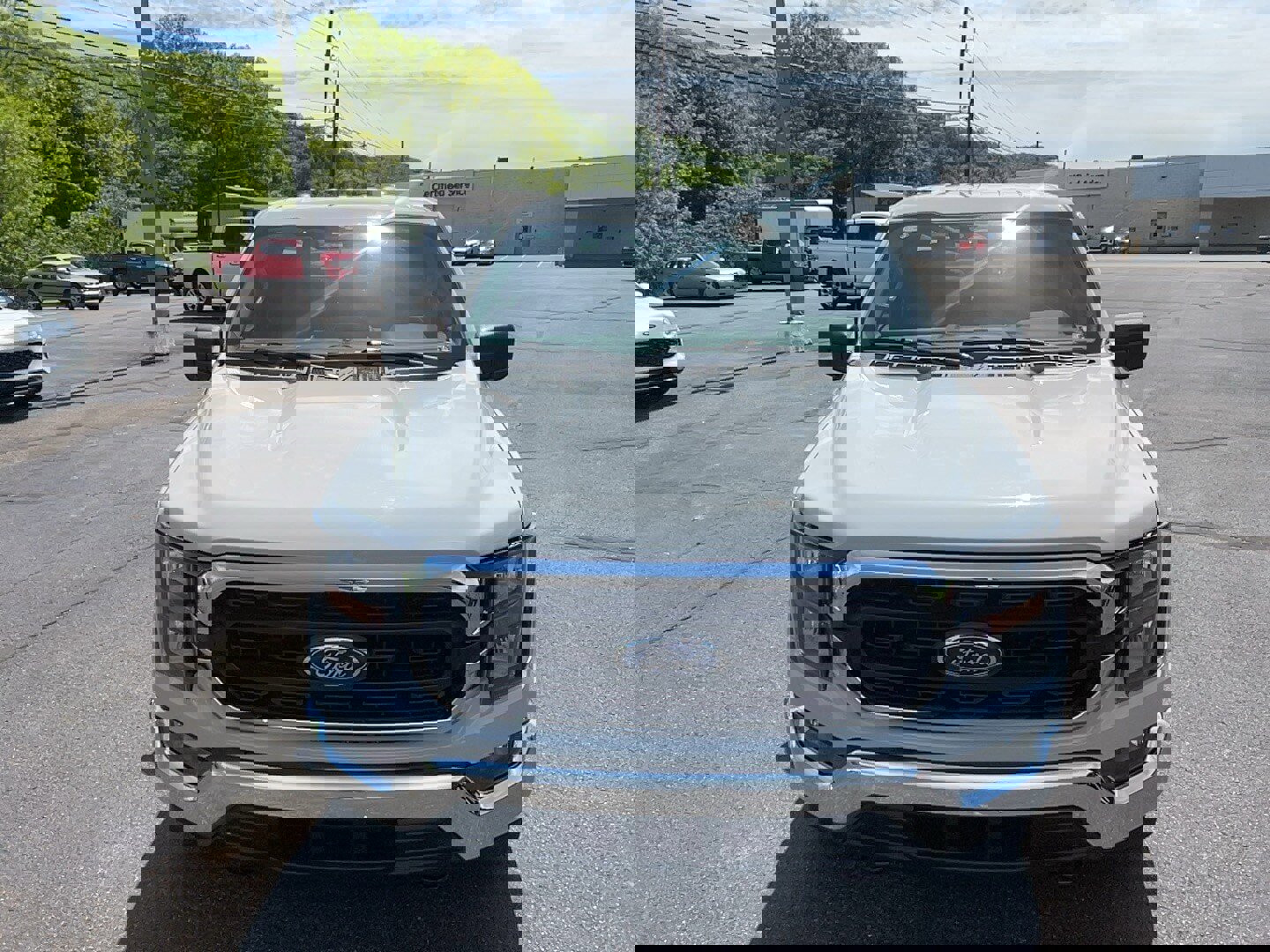 Used 2023 Ford F150 XLT image 2