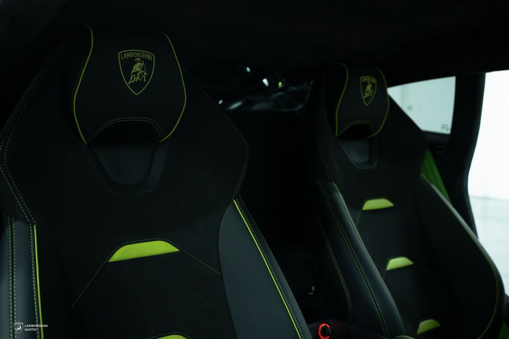 Used 2024 Lamborghini Huracan Sterrato image 46