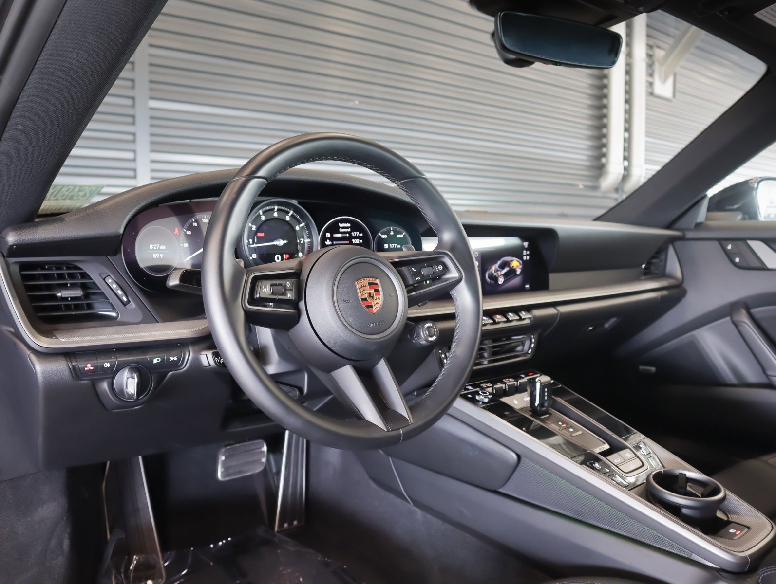 Used 2022 Porsche 911 Carrera RWD image 4