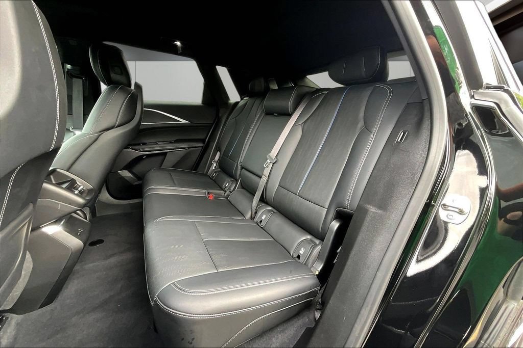 Certified 2025 Cadillac Lyriq Luxury w/ LPO, Floor Liner Package AWD/4WD image 20