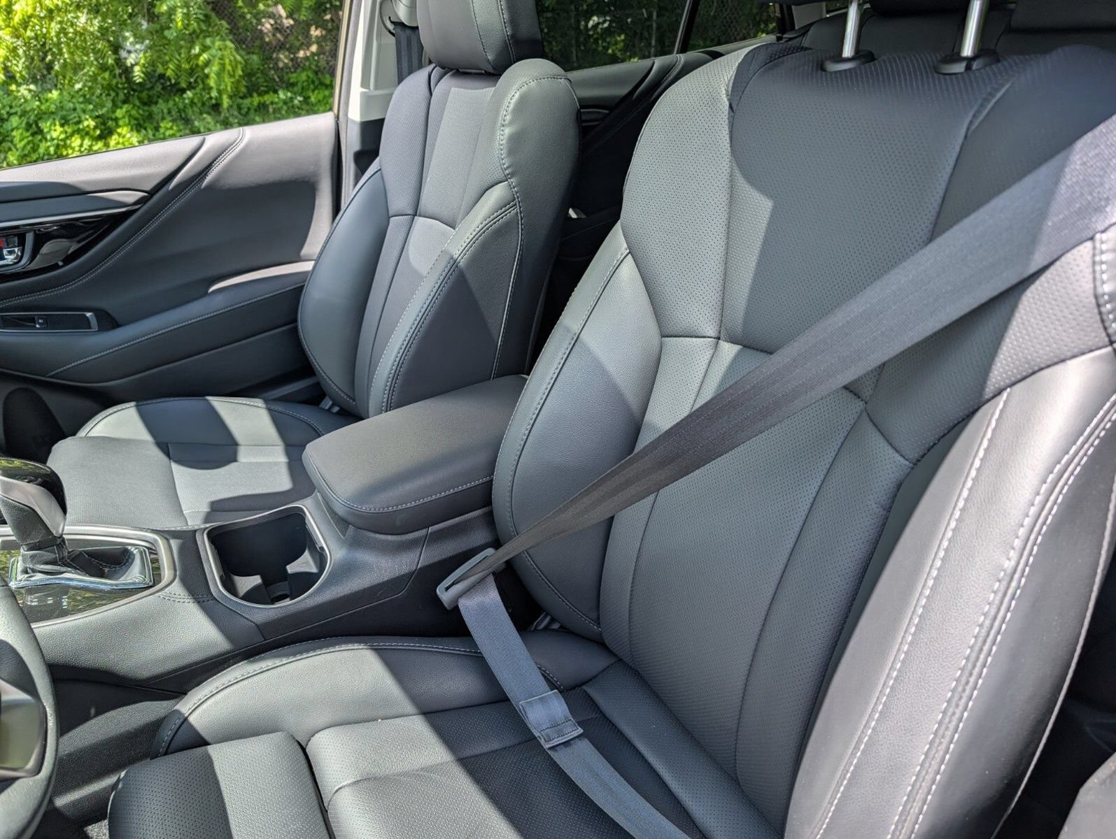 Certified 2025 Subaru Outback Limited AWD/4WD image 17