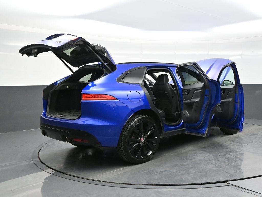 Used 2018 Jaguar F-PACE S AWD/4WD image 40