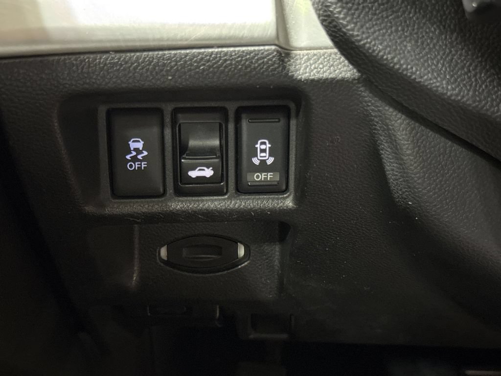 Used 2014 INFINITI Q60 IPL RWD image 19