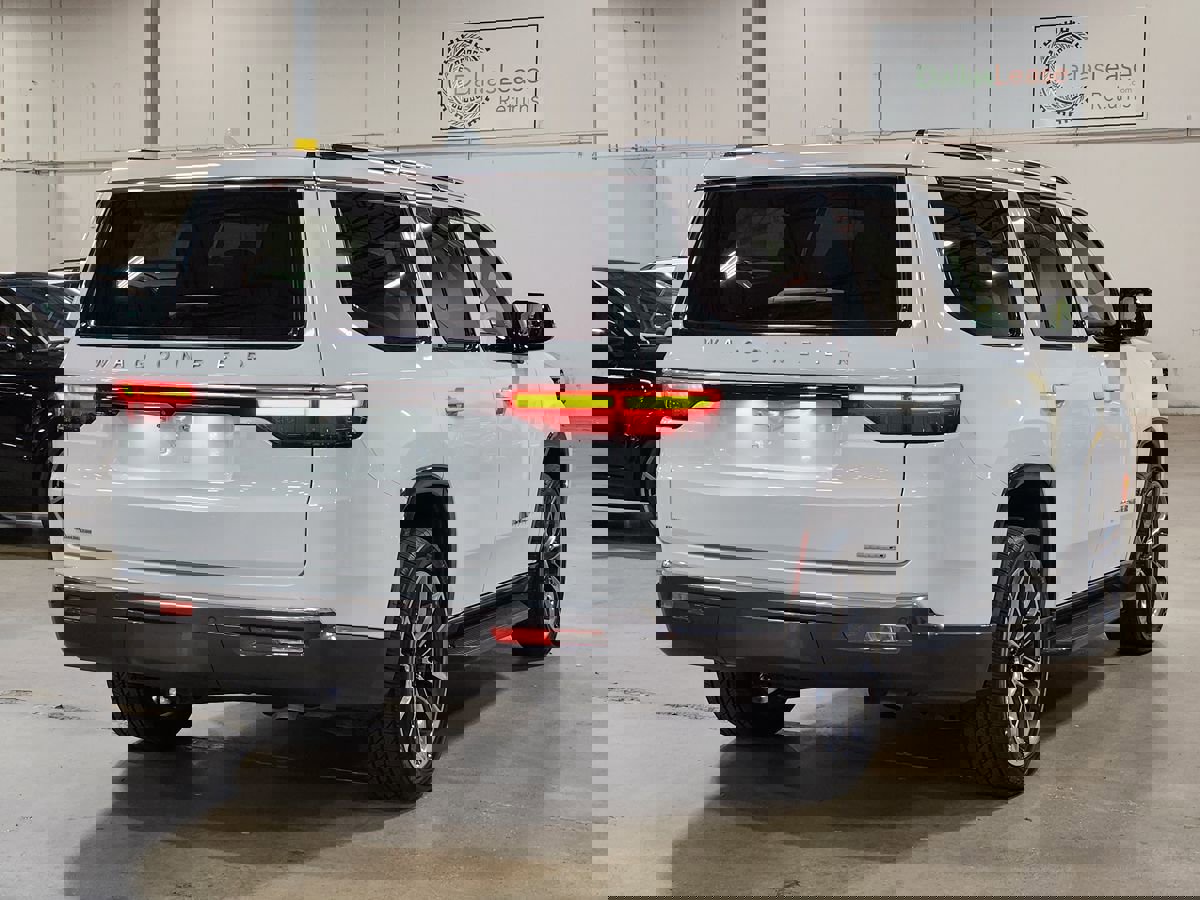 Used 2022 Jeep Wagoneer Series II w/ Premium Group I image 9