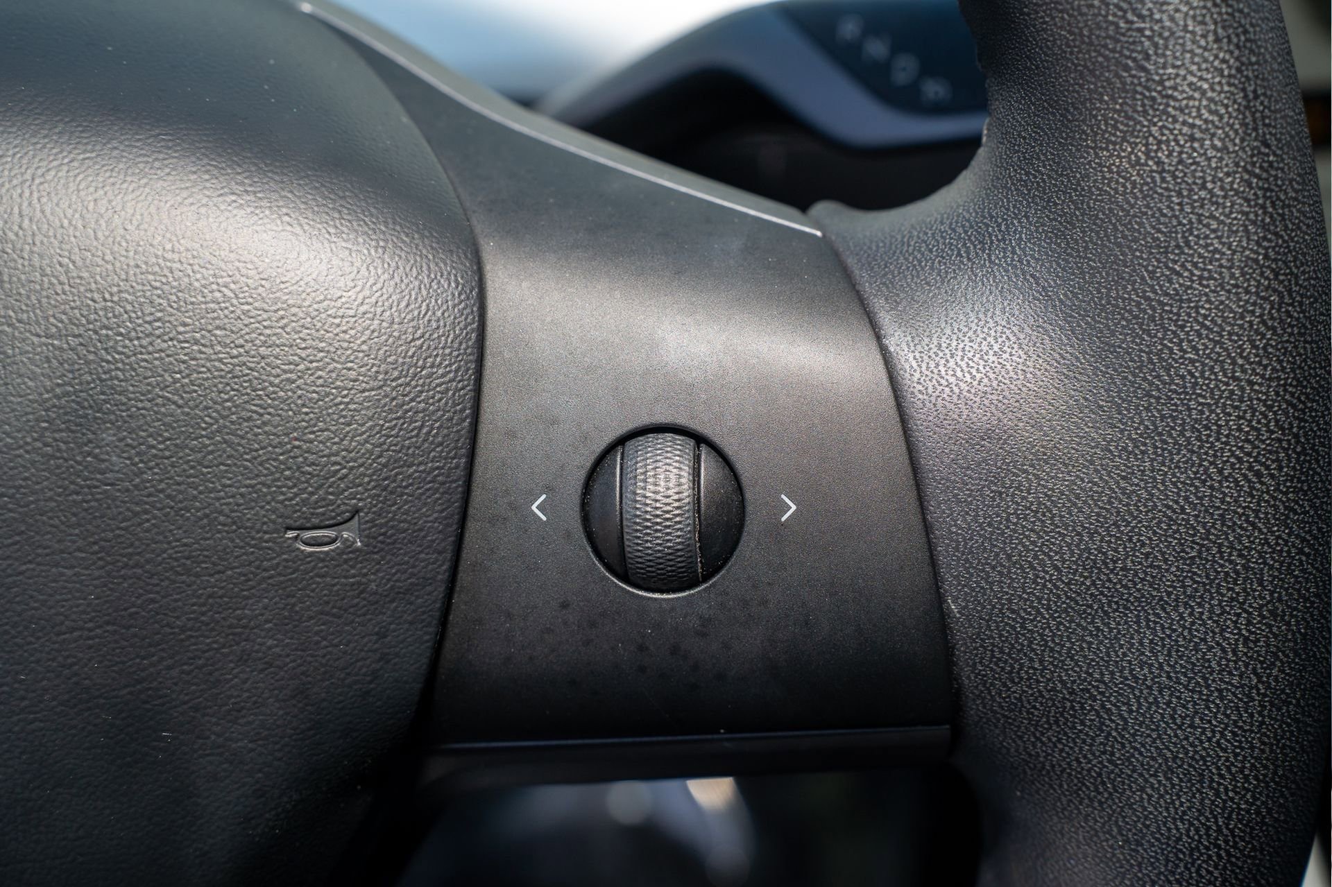 Used 2020 Tesla Model 3 Standard Range Plus image 26