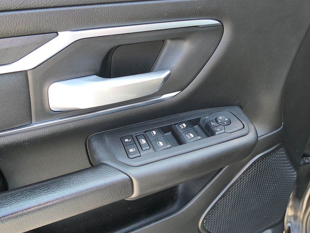 Used 2025 RAM 1500 Big Horn AWD/4WD image 13