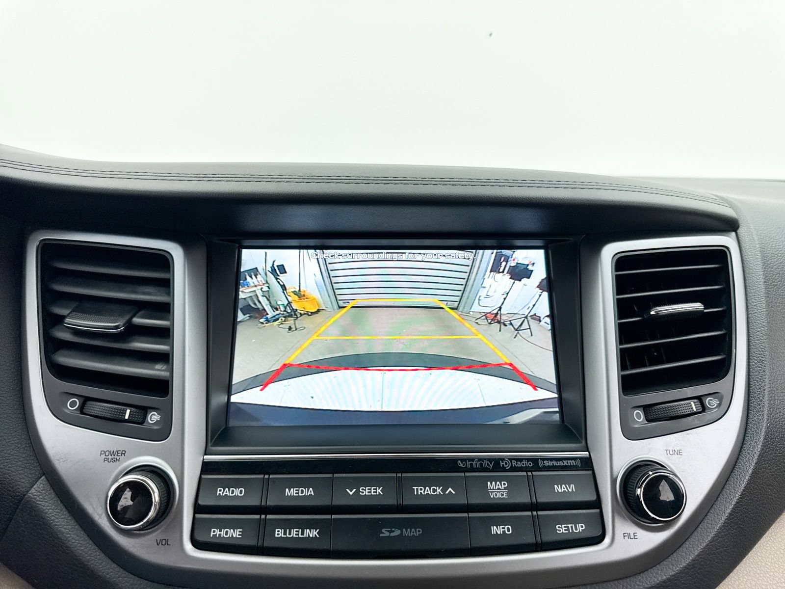 Used 2017 Hyundai Tucson SE Plus w/ Cargo Package FWD image 12