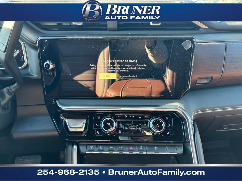 New 2026 GMC Sierra 2500 Denali Ultimate w/ LPO, Black Badging Package image 26