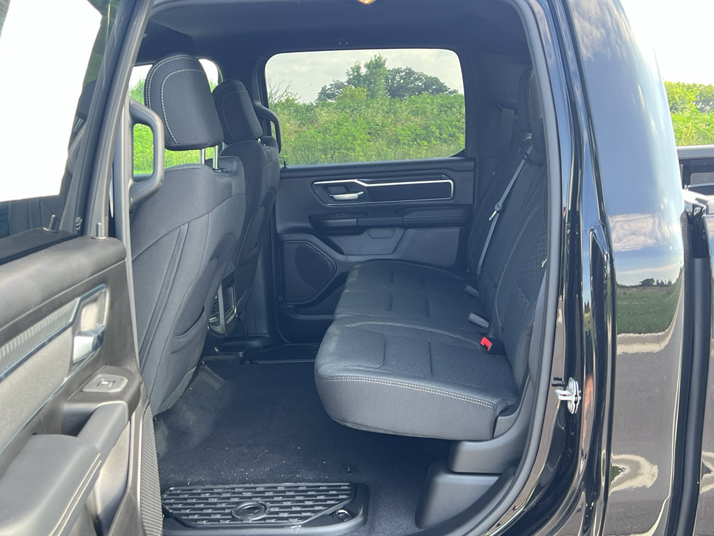 New 2026 RAM 1500 Big Horn w/ Night Edition AWD/4WD image 32