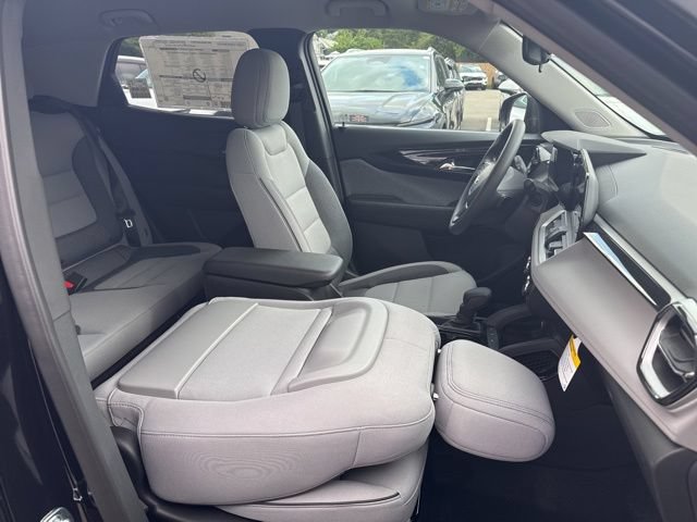 New 2026 Chevrolet TrailBlazer LS w/ LS Convenience Package FWD image 17