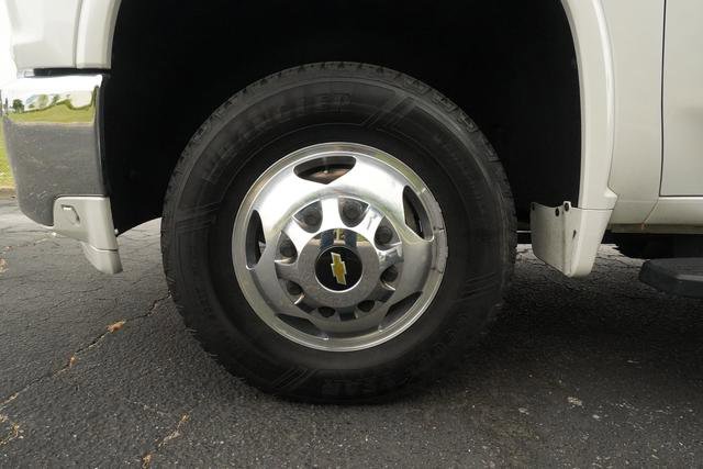 Used 2020 Chevrolet Silverado 3500 LTZ w/ LTZ Plus Package AWD/4WD image 46
