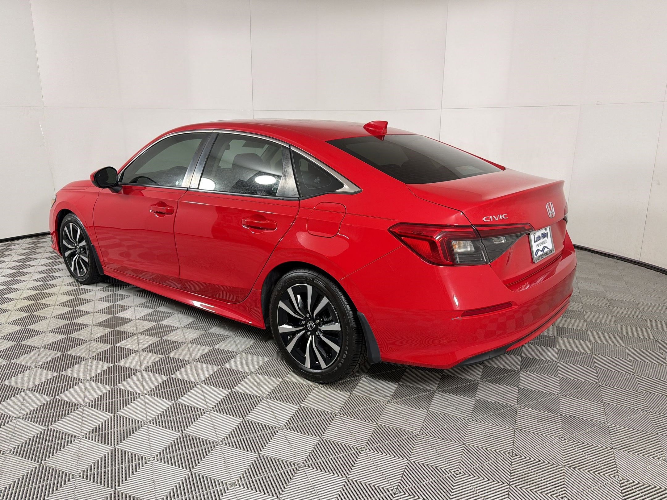 Certified 2023 Honda Civic EX image 3