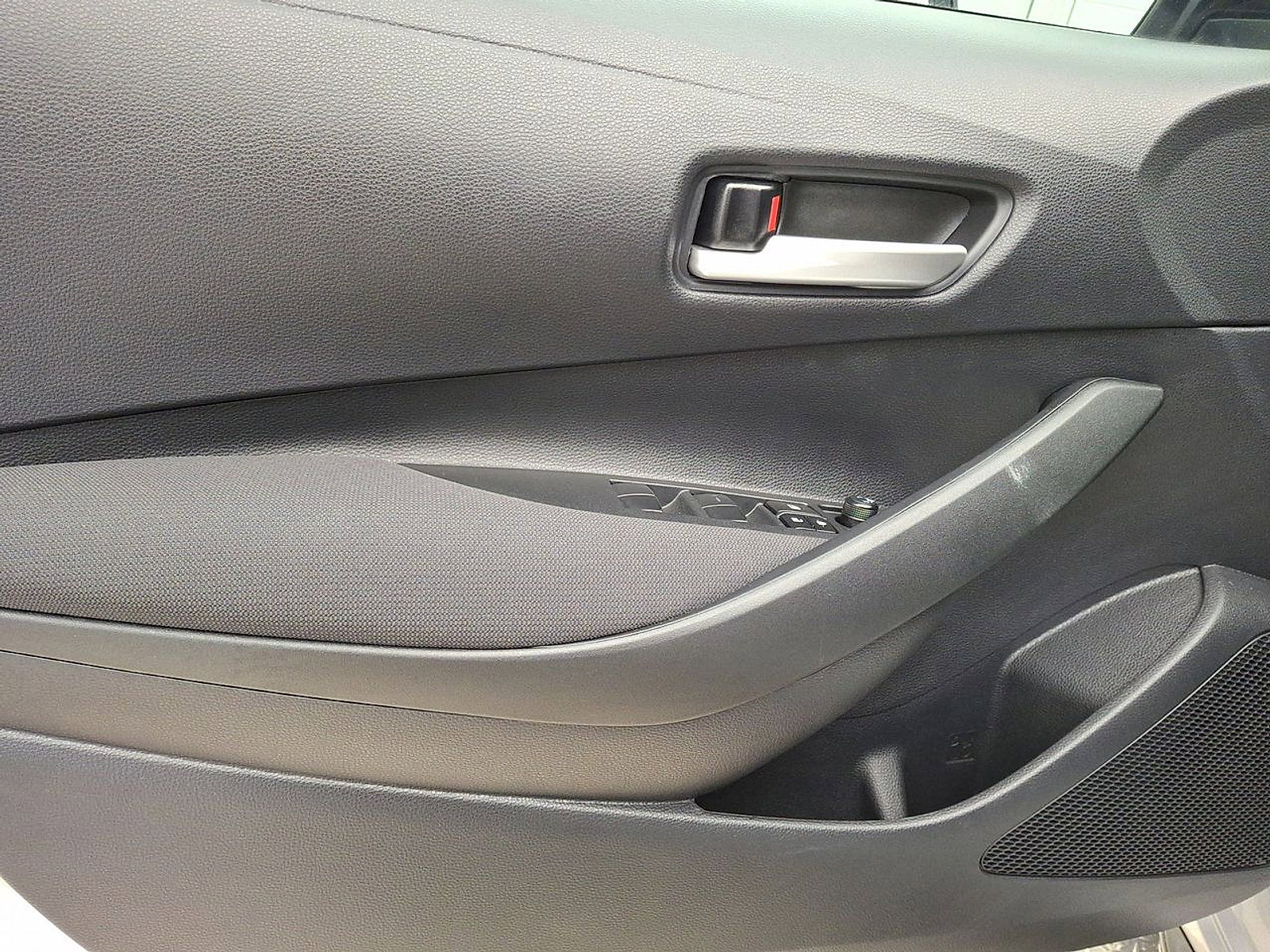 Certified 2026 Toyota Corolla SE FWD image 10