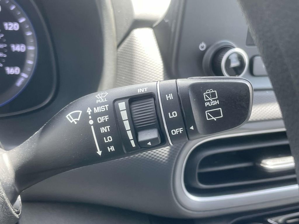 Used 2022 Hyundai Kona SE w/ Cargo Package FWD image 30