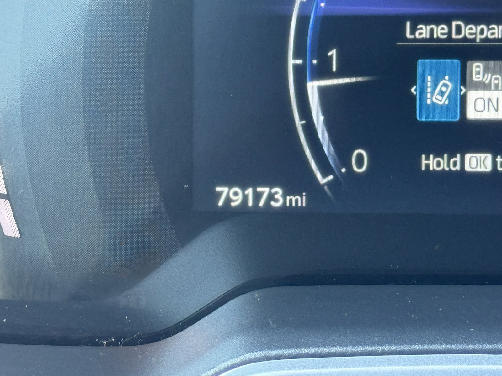 Used 2023 Toyota Corolla Cross XLE image 26