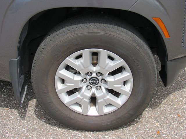 Certified 2022 Nissan Frontier SV RWD image 9