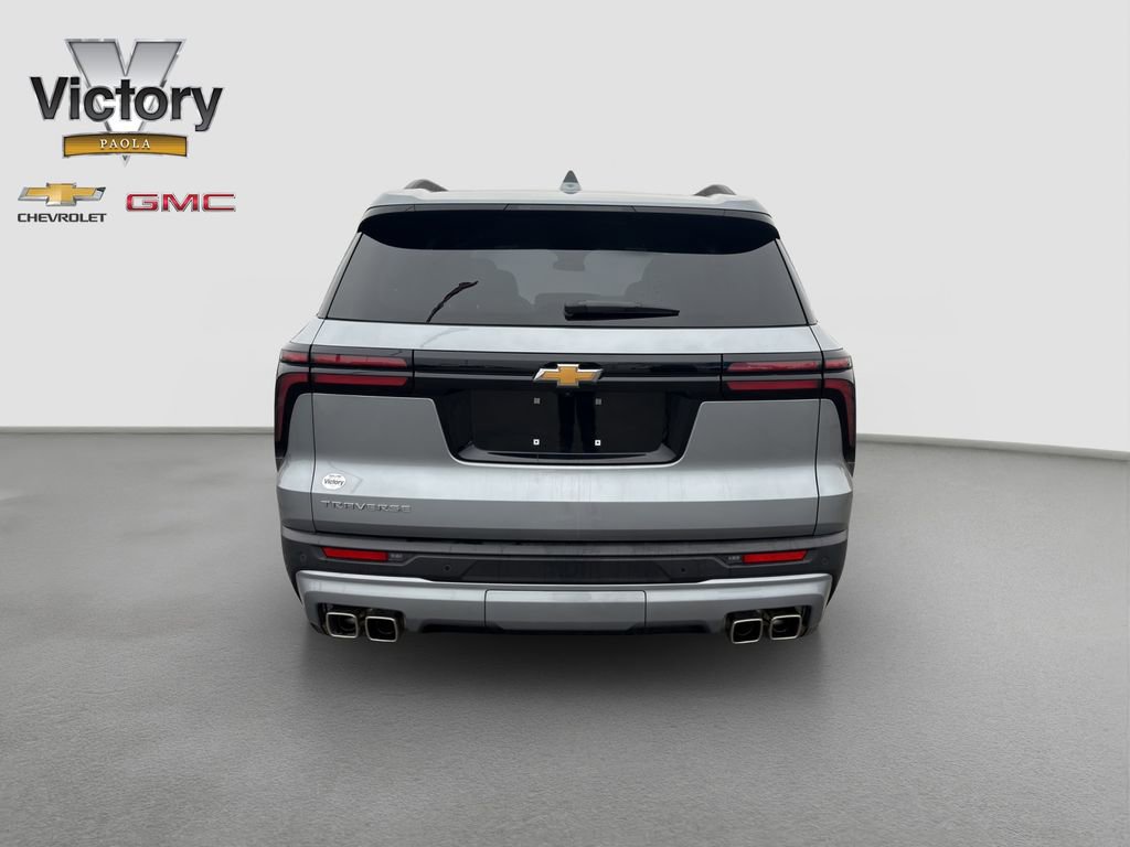 Used 2025 Chevrolet Traverse LT image 5