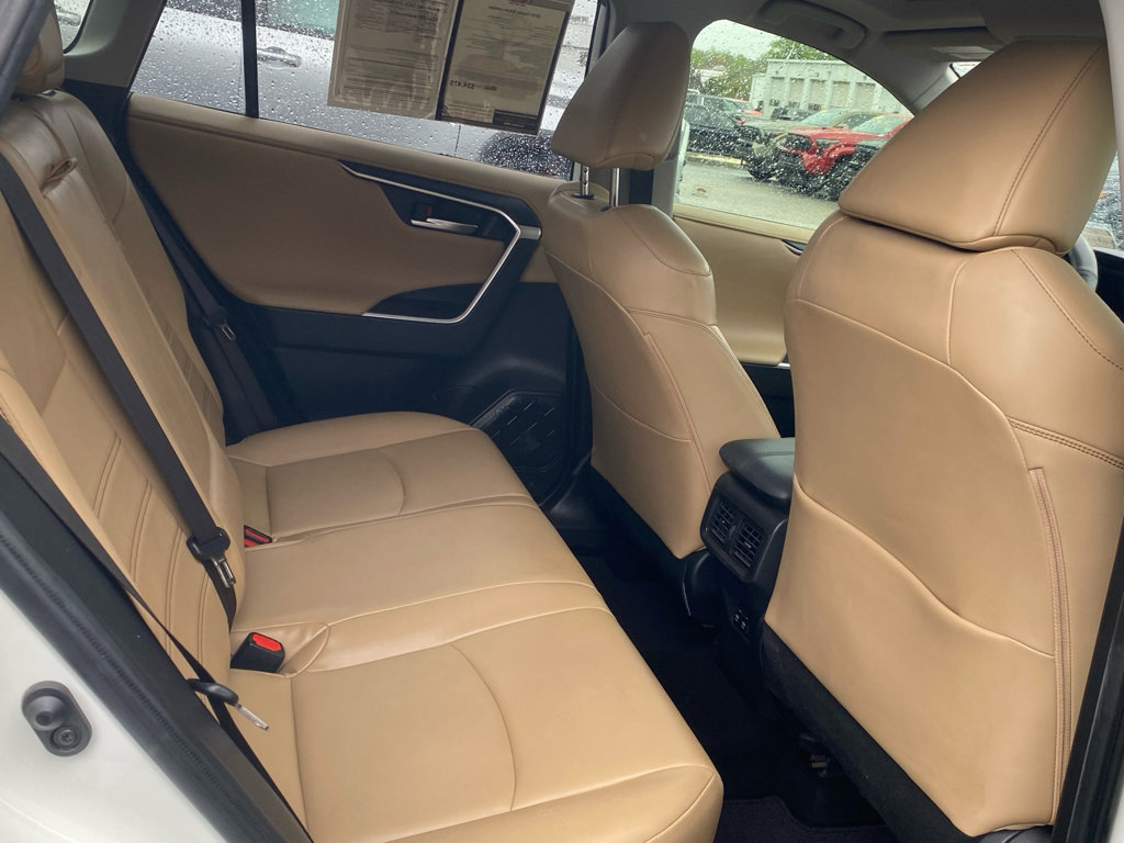 Used 2019 Toyota RAV4 Limited w/ Advanced Technology Package image 14