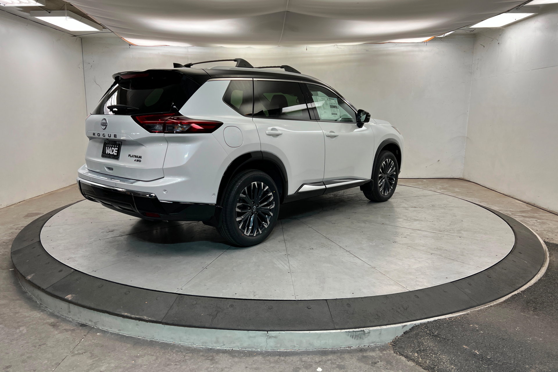 New 2026 Nissan Rogue Platinum w/ Platinum Premium Package image 5