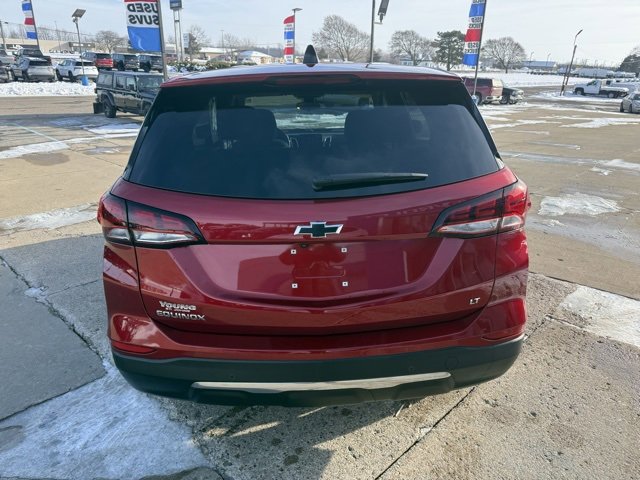 Used 2024 Chevrolet Equinox LT image 4