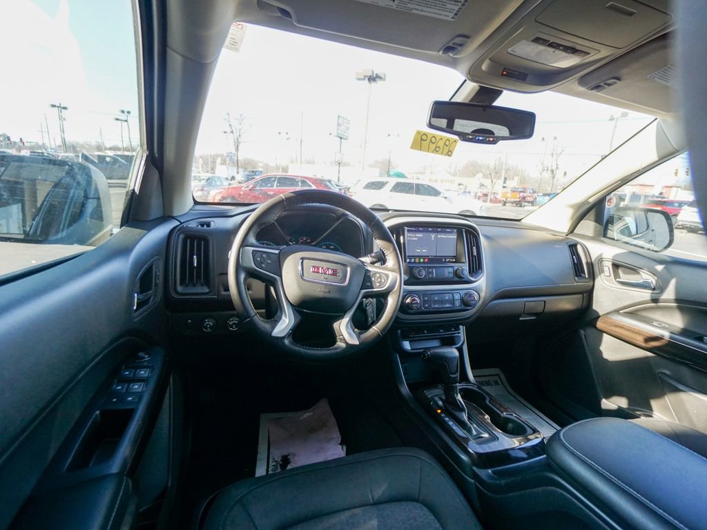 Used 2020 GMC Canyon SLE w/ Elevation Edition image 12