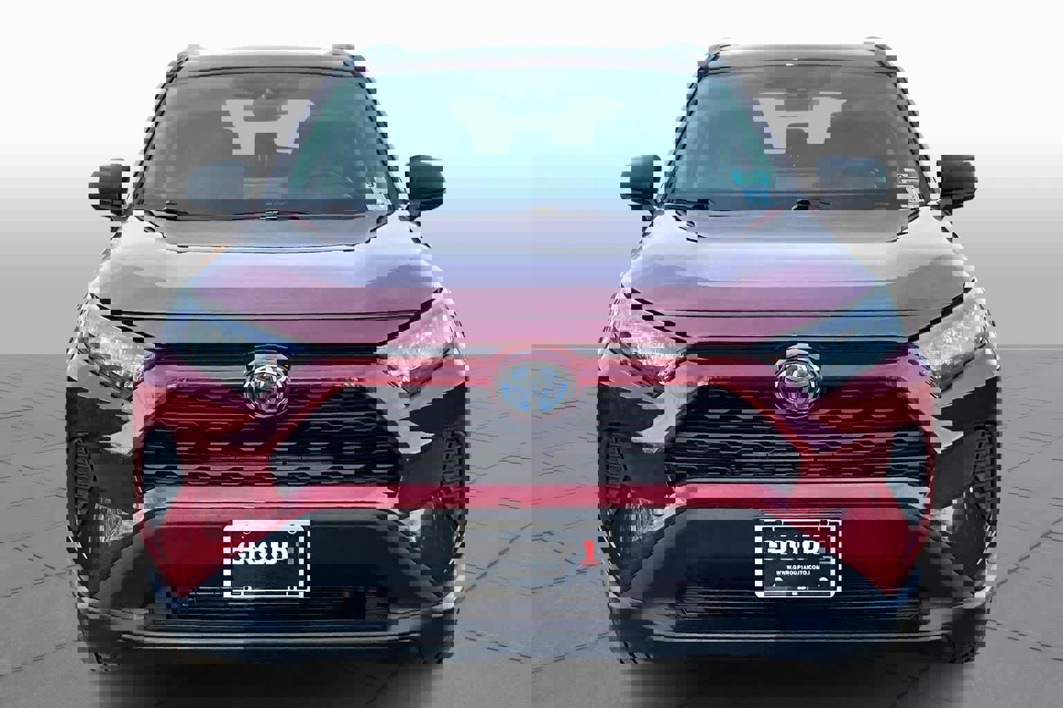 Used 2019 Toyota RAV4 LE w/ Carpet Mat Package image 4