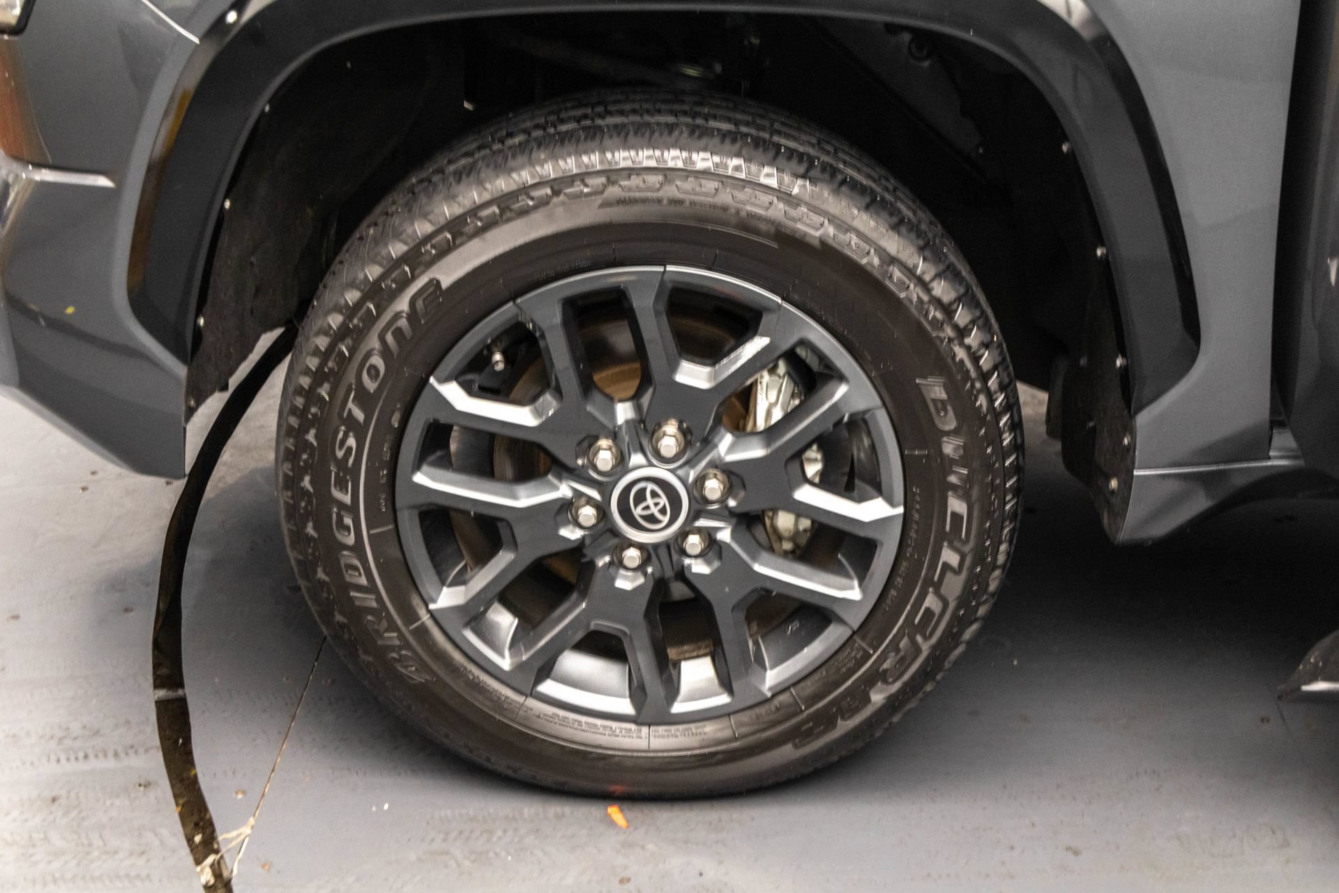 Used 2022 Toyota Tundra Platinum w/ Advanced Package AWD/4WD image 45