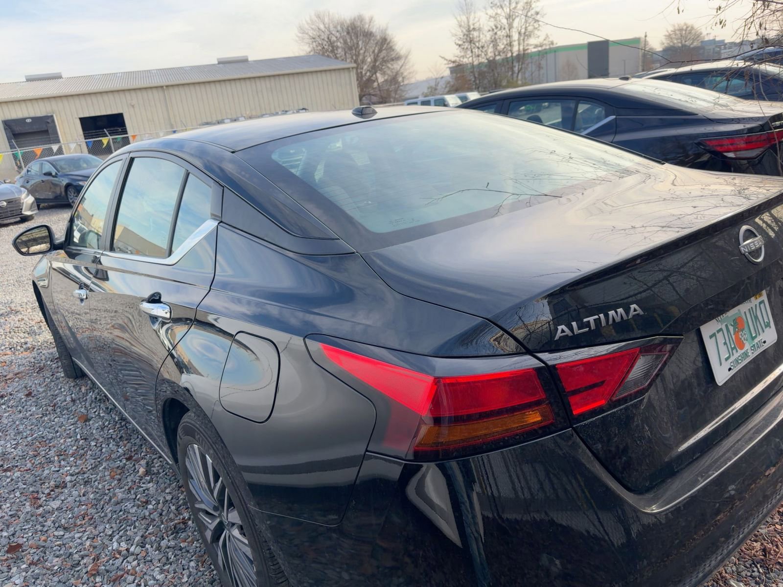 Used 2025 Nissan Altima 2.5 SV image 5