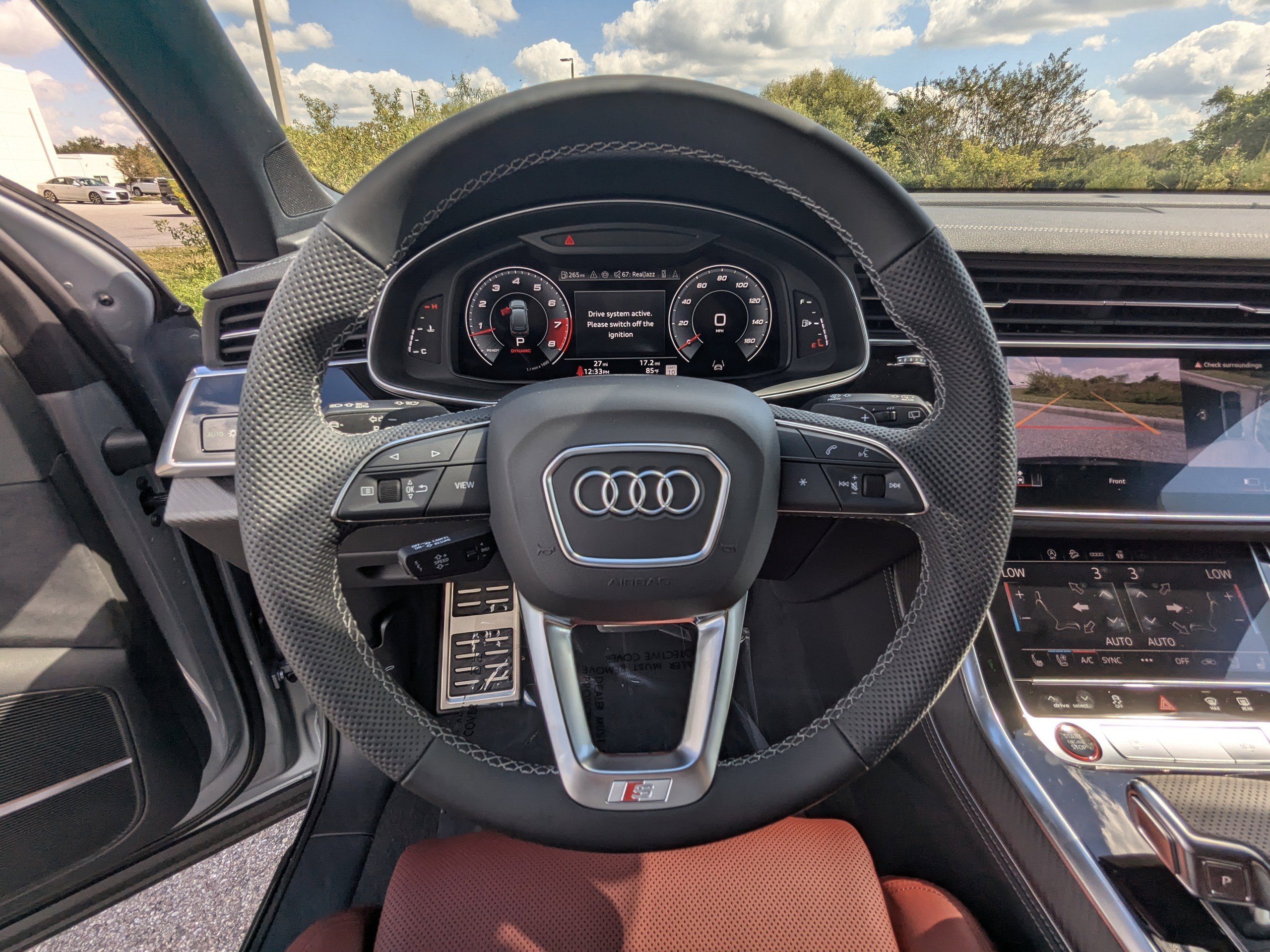 New 2026 Audi SQ7 Premium Plus image 32