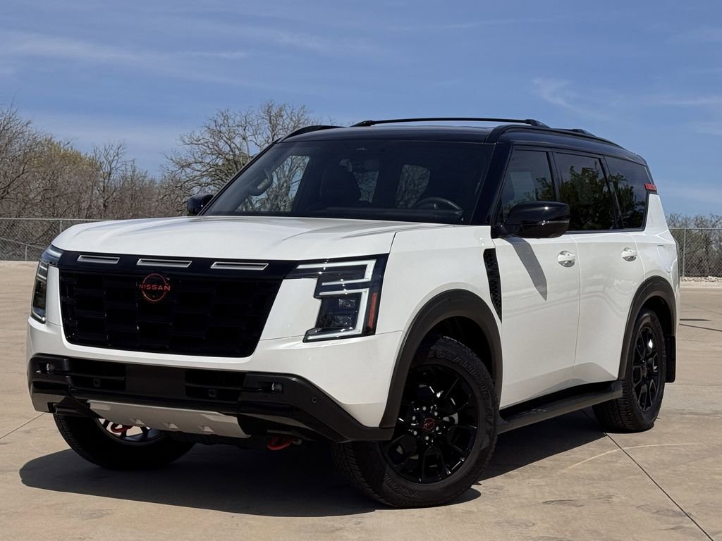 Used 2025 Nissan Armada PRO-4X image 2