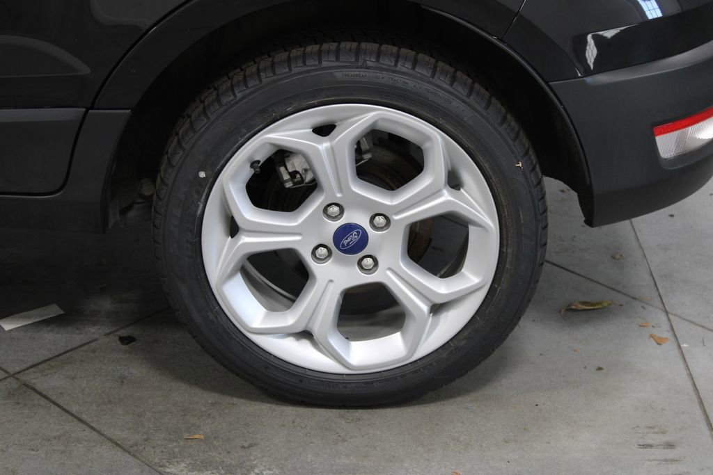 Used 2021 Ford EcoSport SE w/ SE Convenience Package image 17