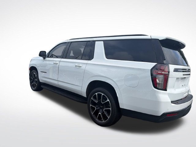 Used 2023 Chevrolet Suburban RST w/ Luxury Package AWD/4WD image 3