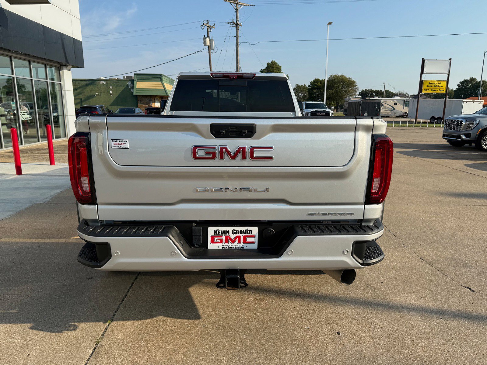 Certified 2022 GMC Sierra 3500 Denali w/ Denali Ultimate Package image 4
