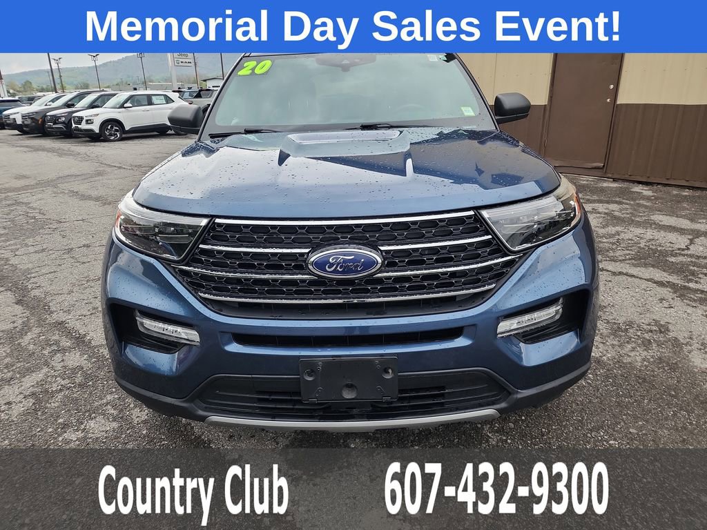Used 2020 Ford Explorer XLT w/ Equipment Group 202A AWD/4WD image 3