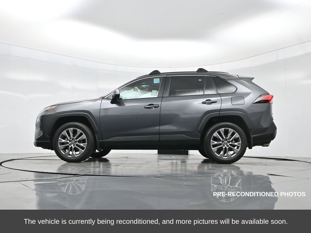 Used 2023 Toyota RAV4 XLE Premium image 50