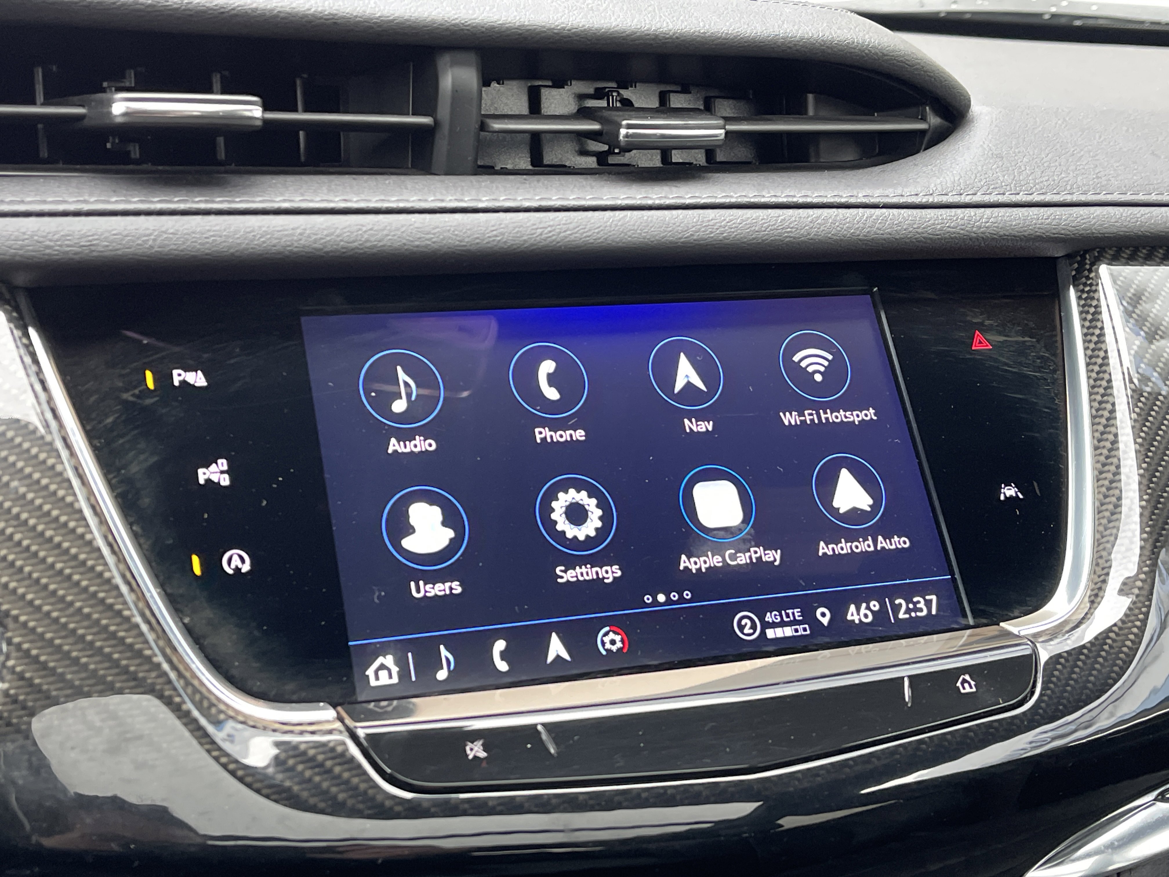 Used 2023 Cadillac XT6 Sport w/ Technology Package image 32