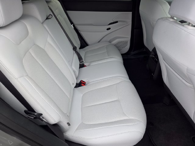 New 2026 Jeep Cherokee Laredo AWD/4WD image 8