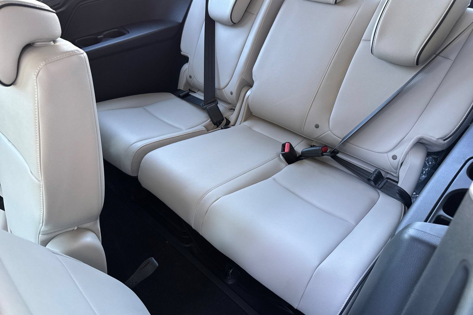 New 2026 Honda Odyssey Touring image 16